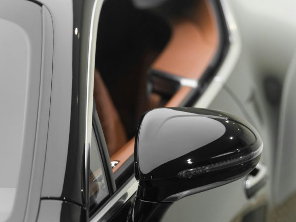 krzysztof-hepner-TdW_madKlYc-unsplash