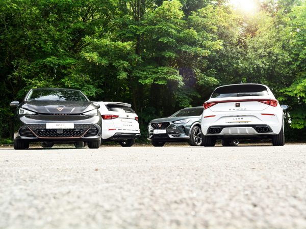 swansway-motor-group-8vKFjwV16zg-unsplash